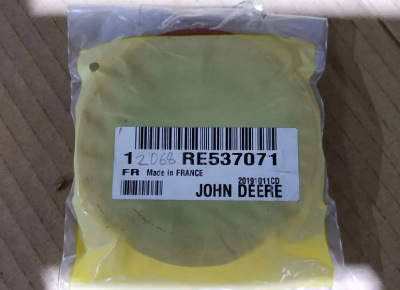 RE537071 Сальник коленвала передний John Deere